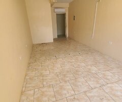 Ground floor pavement access commercial space for rent